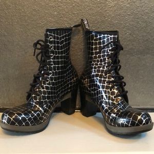Black//Silver Dr. Martens Boots US 8